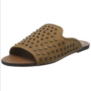 Jessica Simpson studded sandals in honey brown 8.5